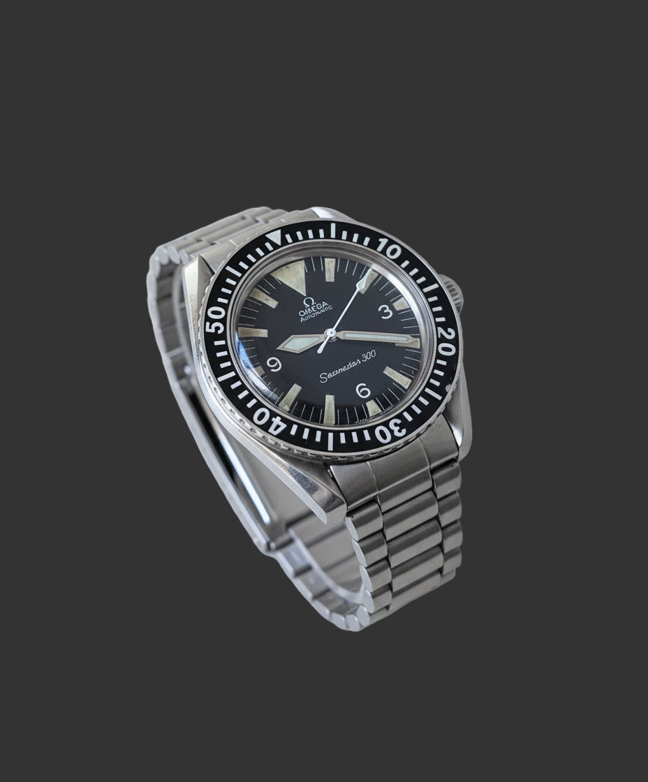 Omega Seamaster 300 "big triangle diver" Ref. 165.024 (1968)
