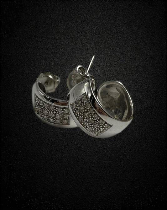 Orecchini in oro bianco con diamanti, anni '90