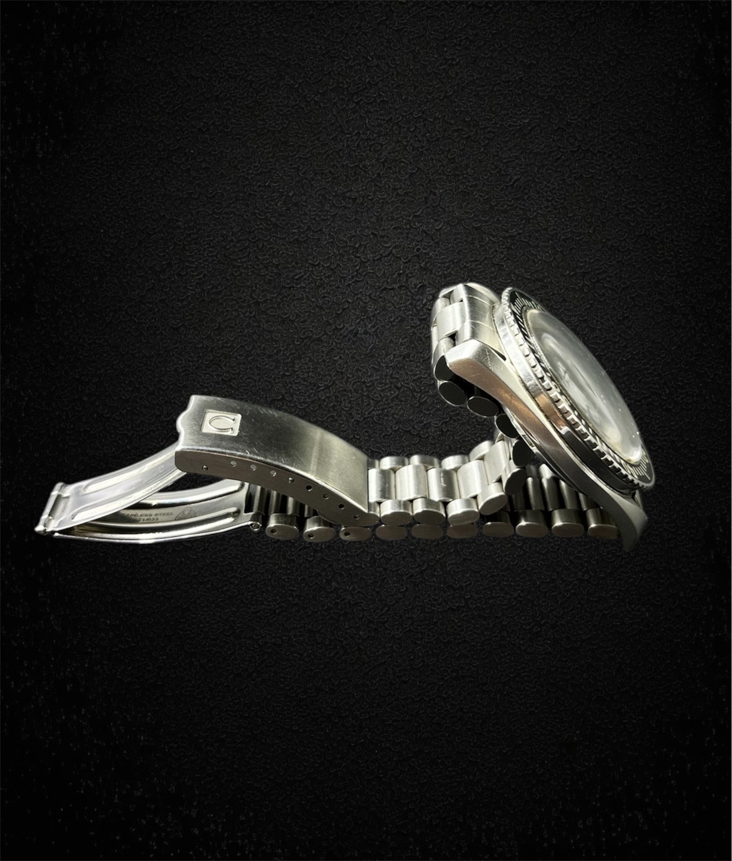 Omega Seamaster 300 "big triangle diver" Ref. 165.024 (1968)