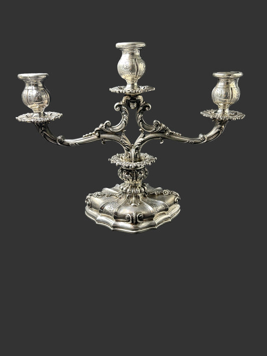 Candelabro in argento a tre braccia – VALLE' & GANDINI, Milano