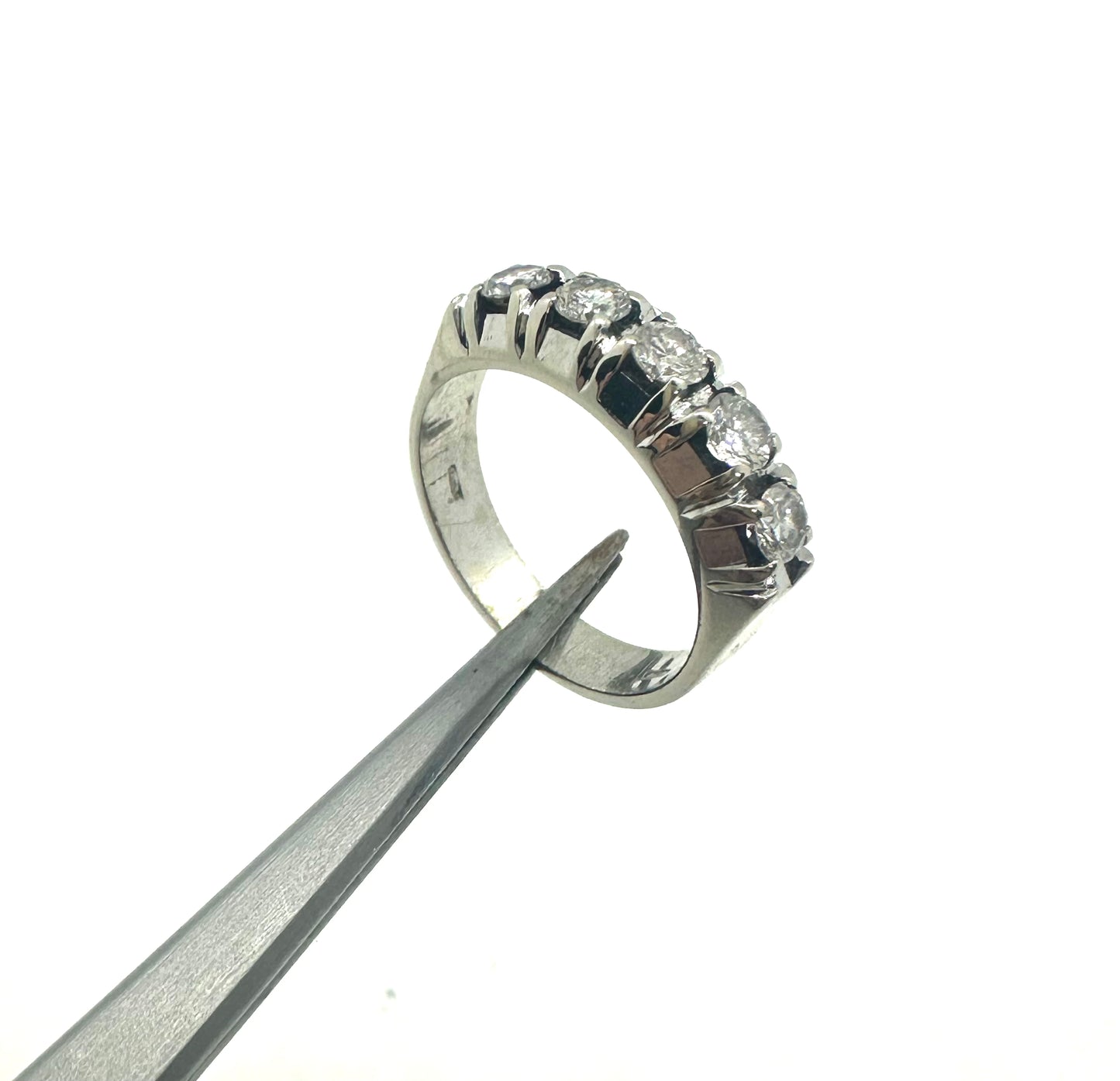 Riviere in oro bianco con diamanti ct. 0,75