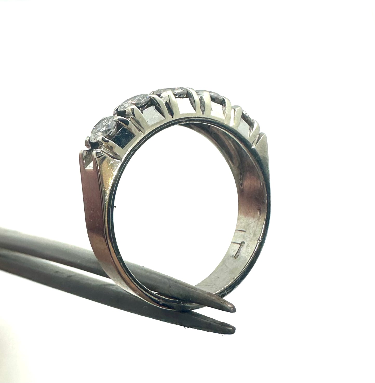 Riviere in oro bianco con diamanti ct. 0,75