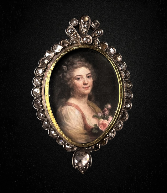 Imponente ciondolo portaritratto austroungarico