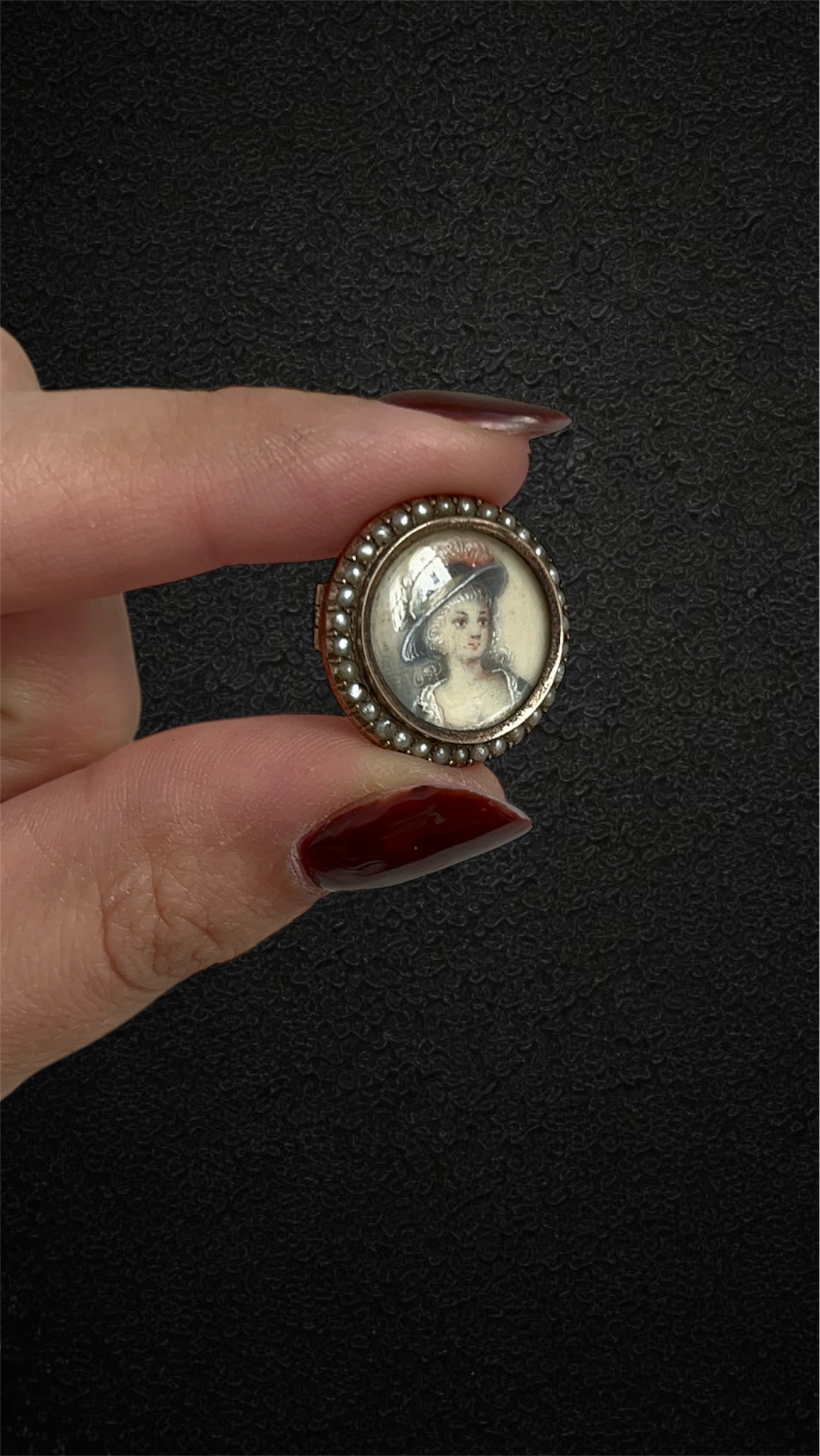 Spilla Tedesca di Compleanno