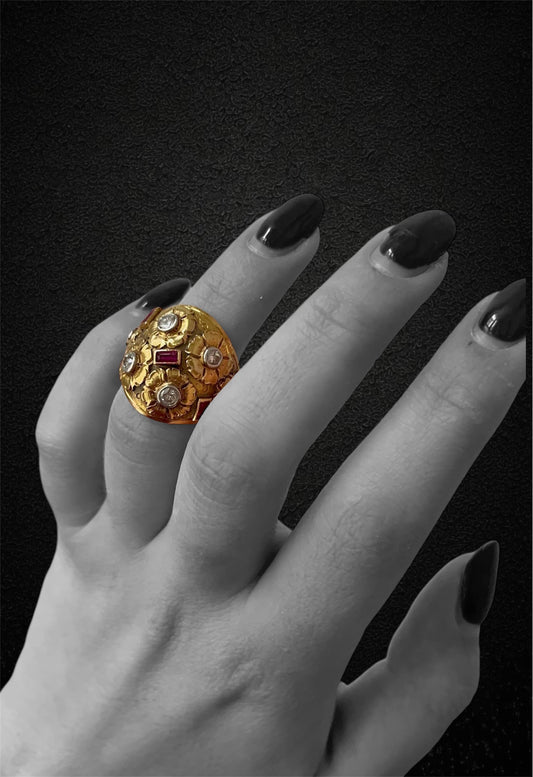 Anello di design italiano, firmato Cozzolino