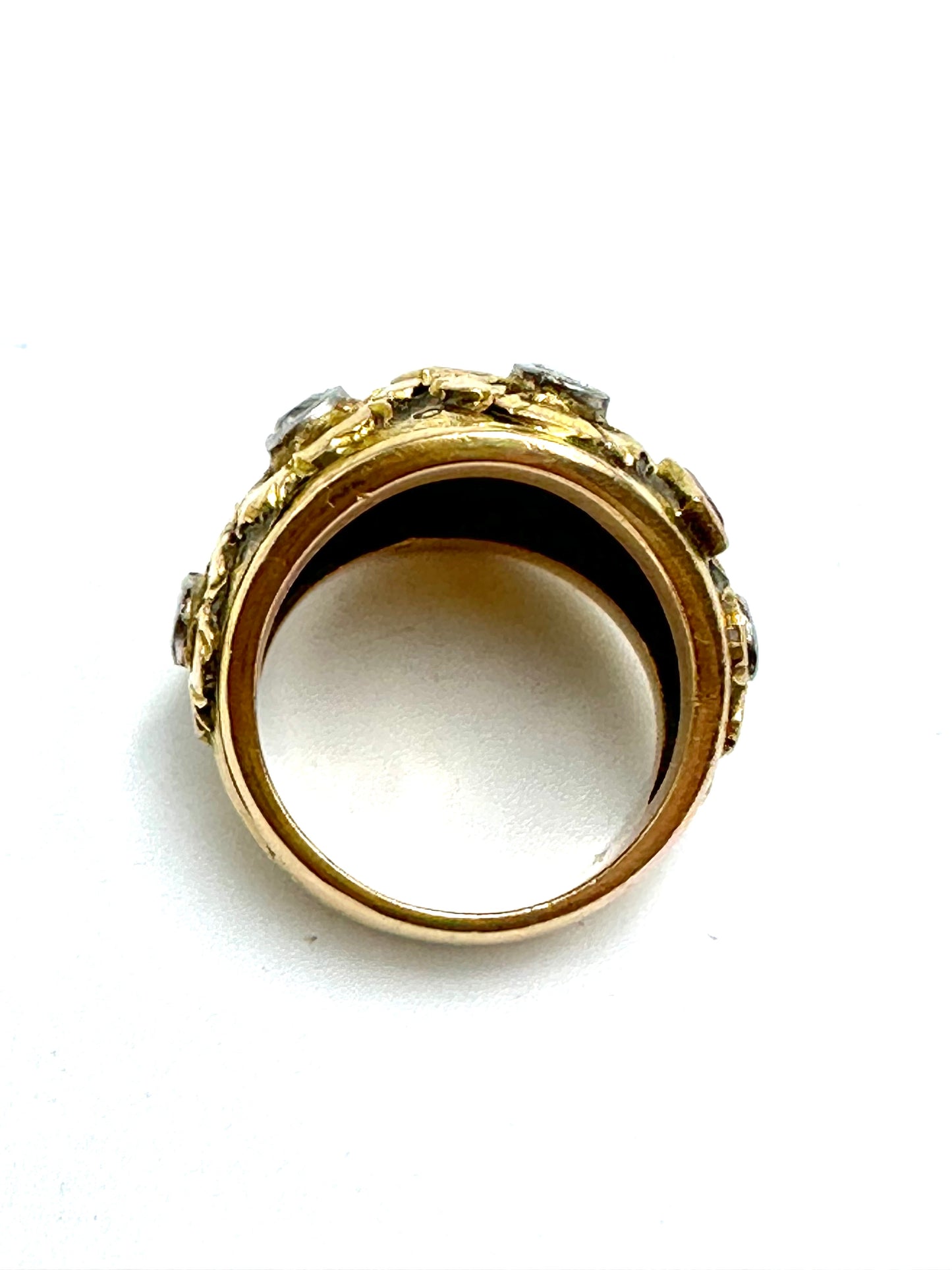 Anello di design italiano, firmato Cozzolino