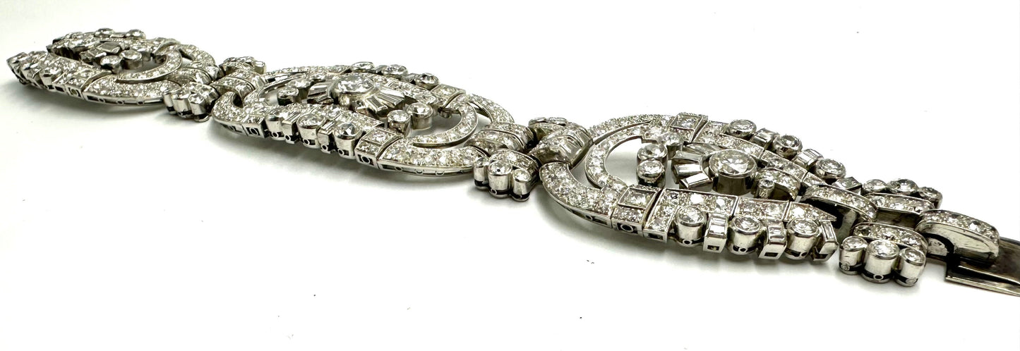 Bracciale Art Déco, diamanti per oltre 28 carati, proveniente dall'Impero Austro-Ungarico.