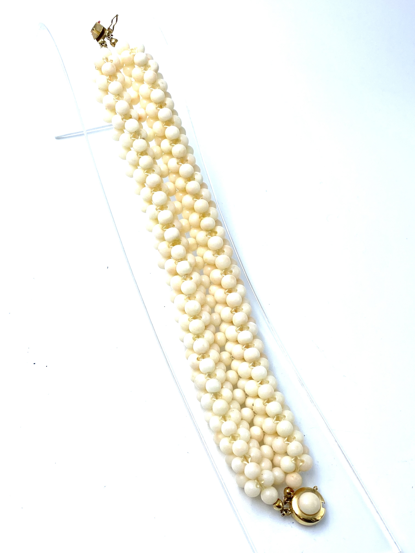 Bracciale di perle di corallo bianco