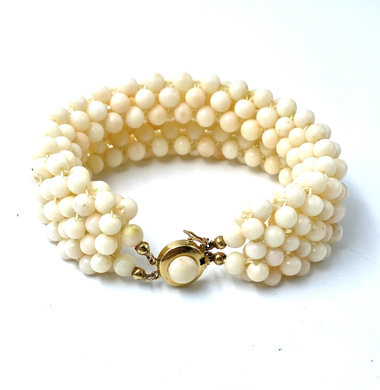Bracciale di perle di corallo bianco