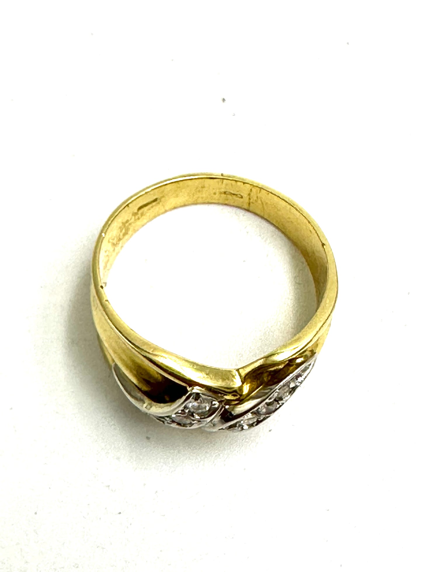 Anello da mignolo italiano, in oro giallo e diamanti