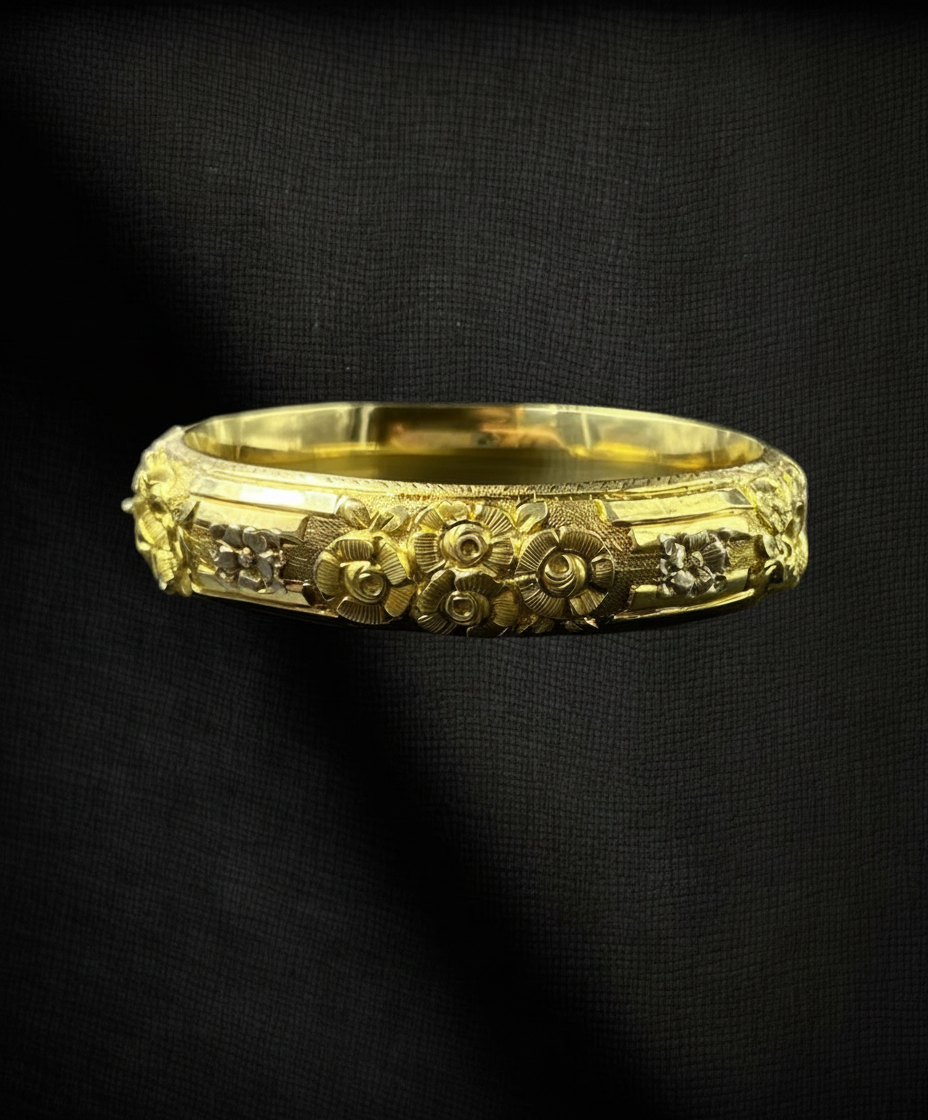 Bracciale Rigido in Oro Giallo 18K