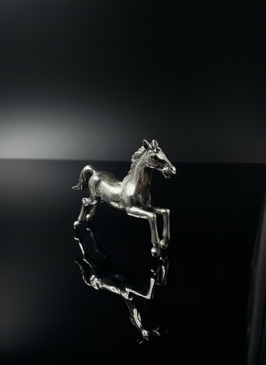 Cavallo al Galoppo in Argento