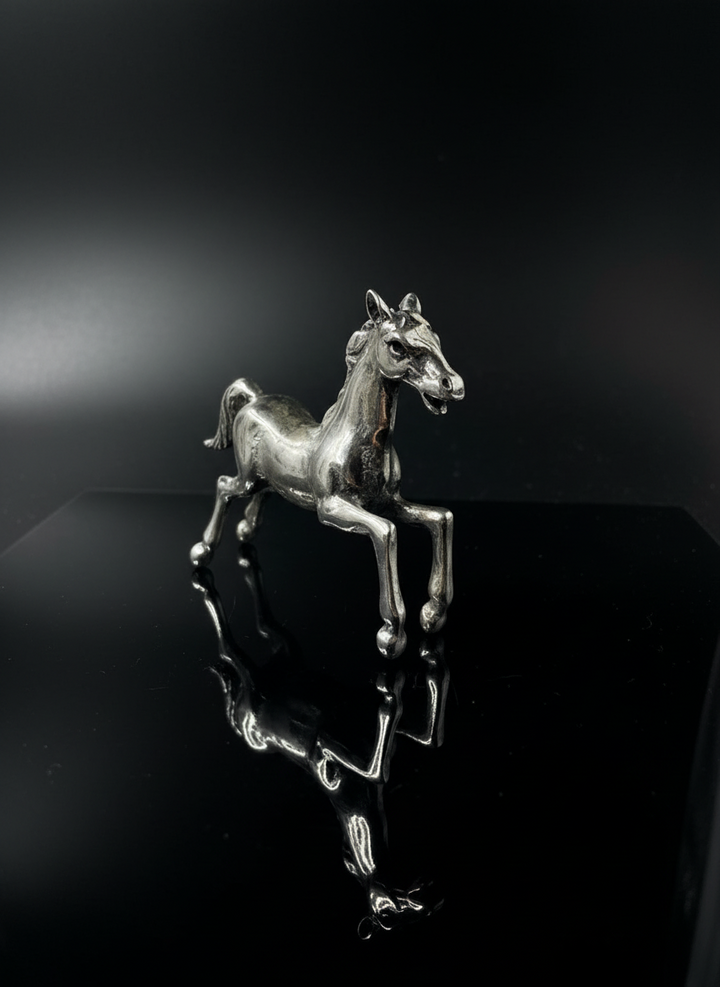 Cavallo al Galoppo in Argento