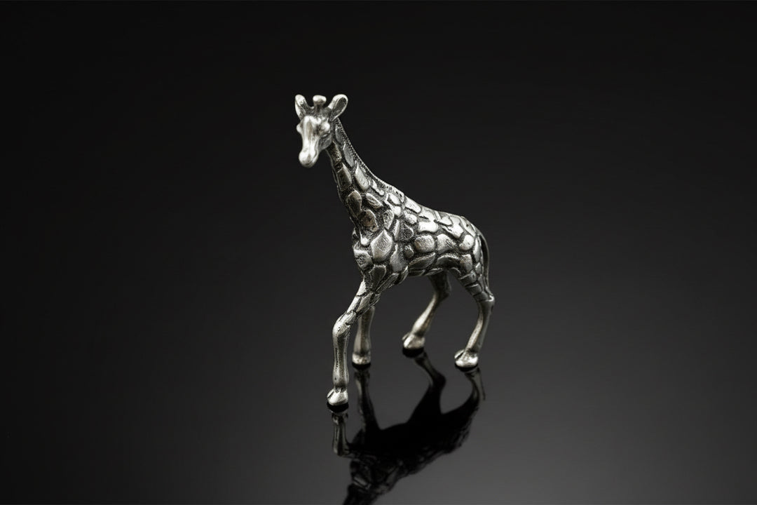 Giraffa in Argento 800 – Scultura Artigianale Italiana di Pregio