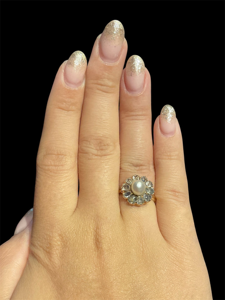 Anello austro-ungarico con perla e diamanti taglio rosa, fine '800