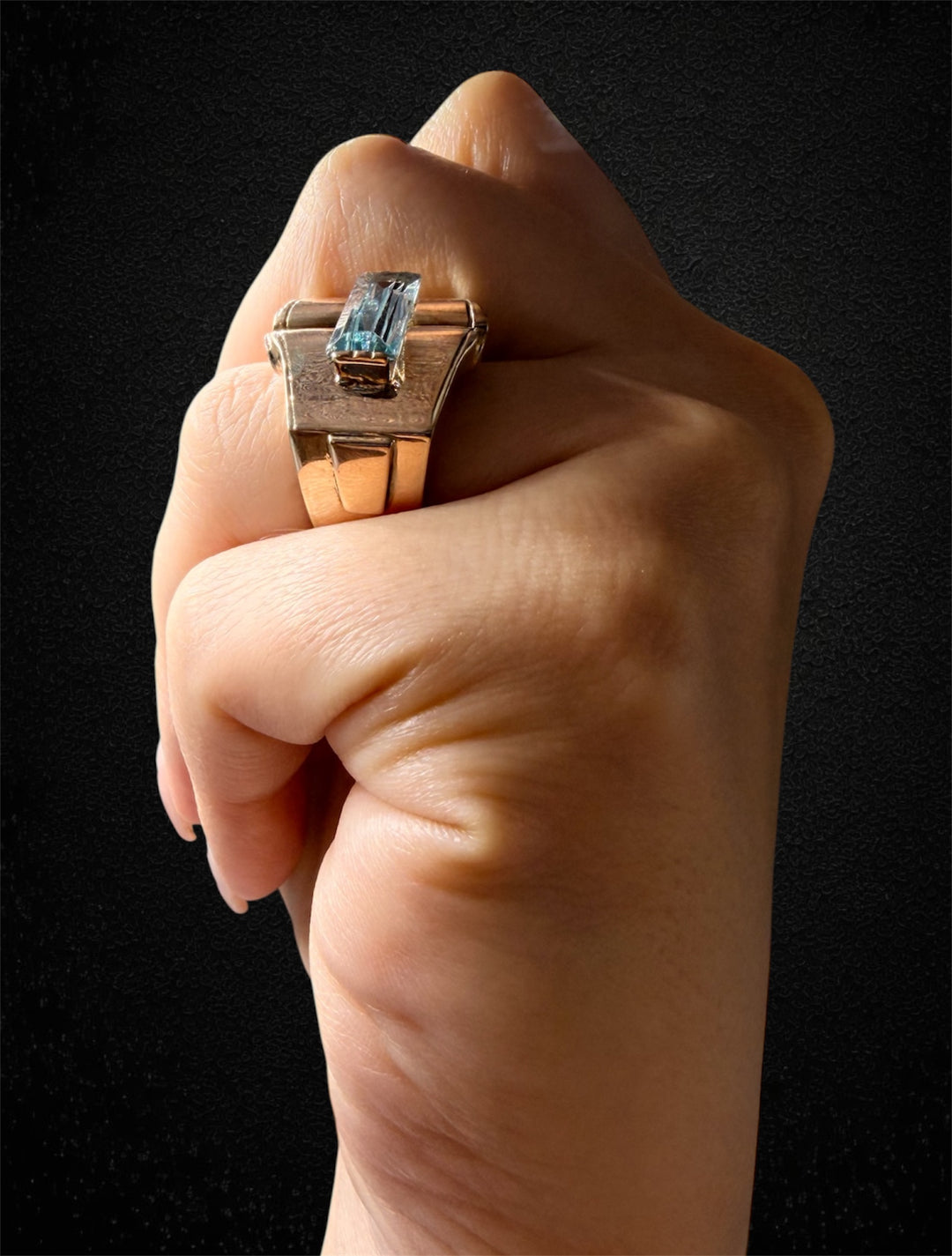 Anello Art Decó con Spinello Azzurro