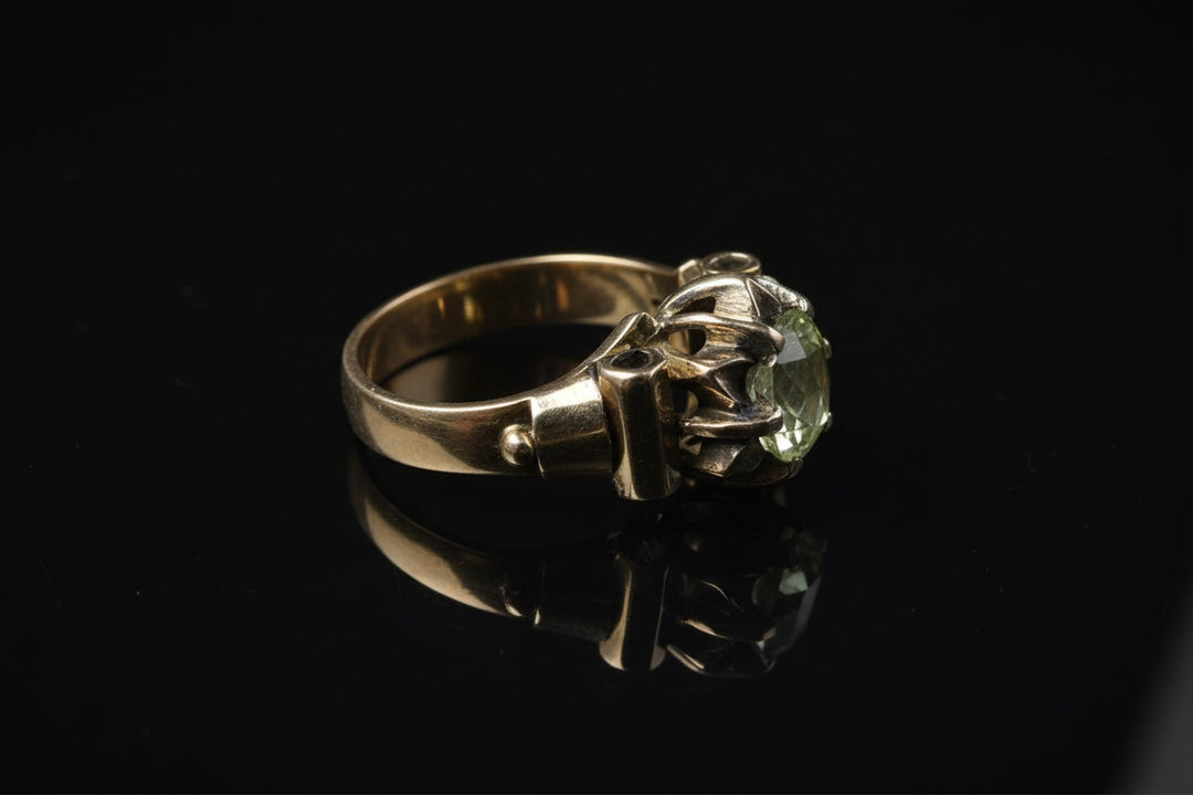 Solitario Anni '20 con Diamante Fancy