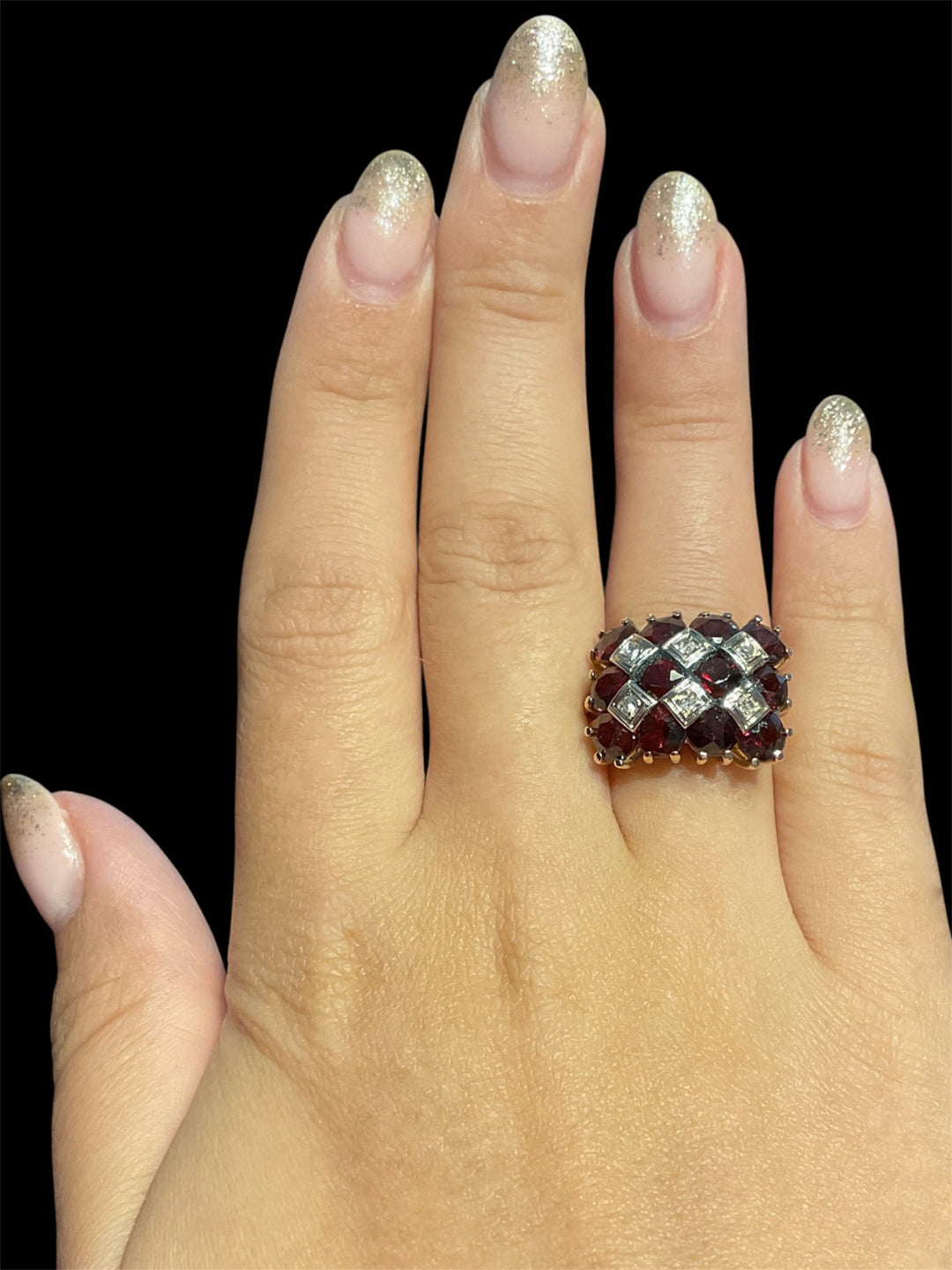 Anello cocktail Anni '50 con Granati e Diamanti