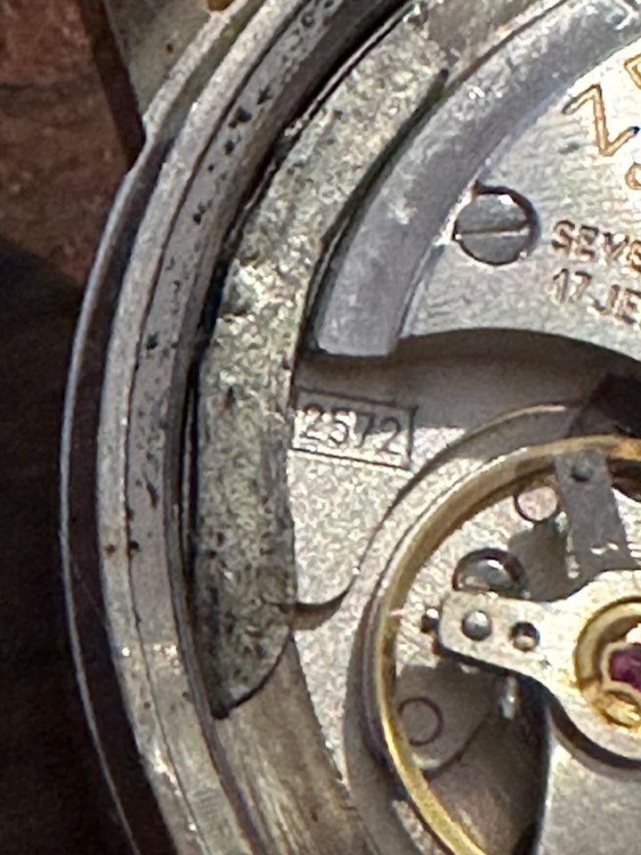 Zenith Surf, acciaio, calibro 2572