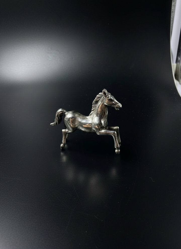 Cavallo al Galoppo in Argento