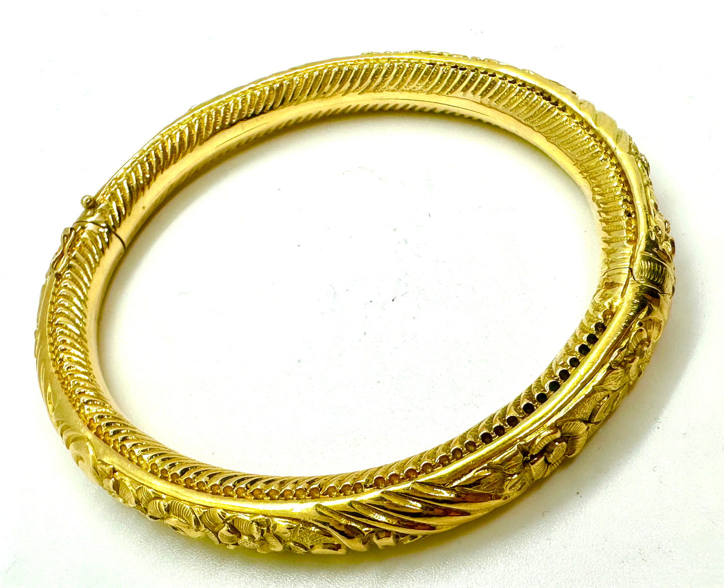 Bracciale d’epoca in oro 18K realizzato a canna vuota, primi del '900