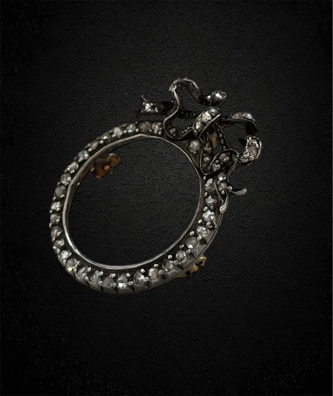 Victorian frame brooch, circa 1830