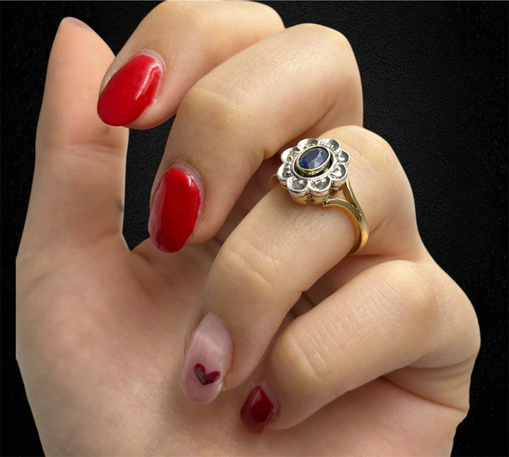 Anello a Margherita con Zaffiro, anni ‘30
