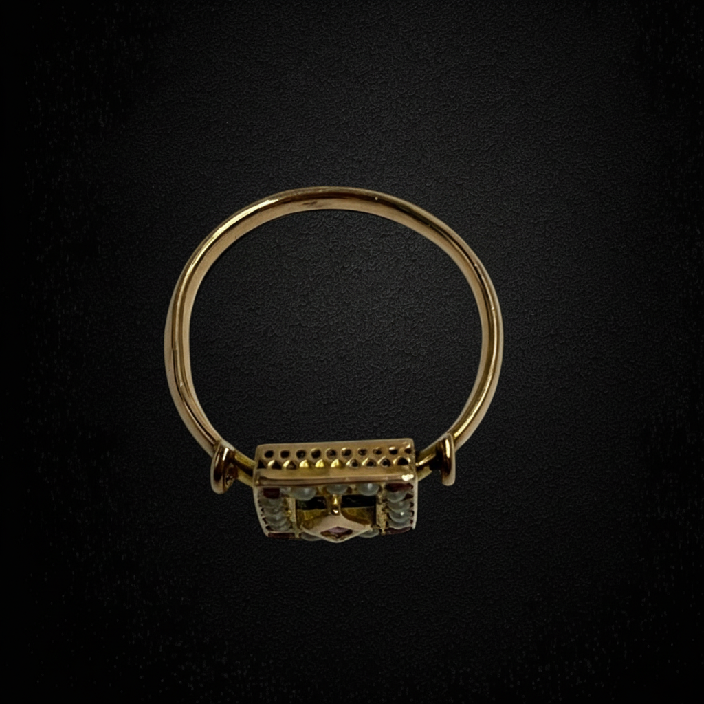 Anello Primi '900 con Rubelliti e Micro Perle