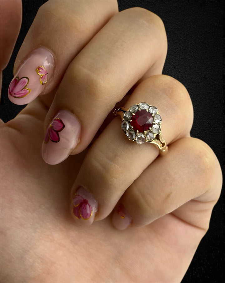 Anello Austro-Ungarico con Rubino e Diamanti