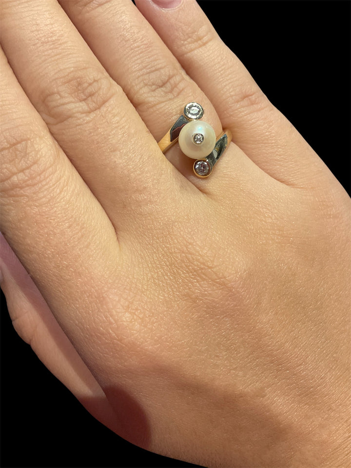 Anello vintage in oro con perla e diamanti