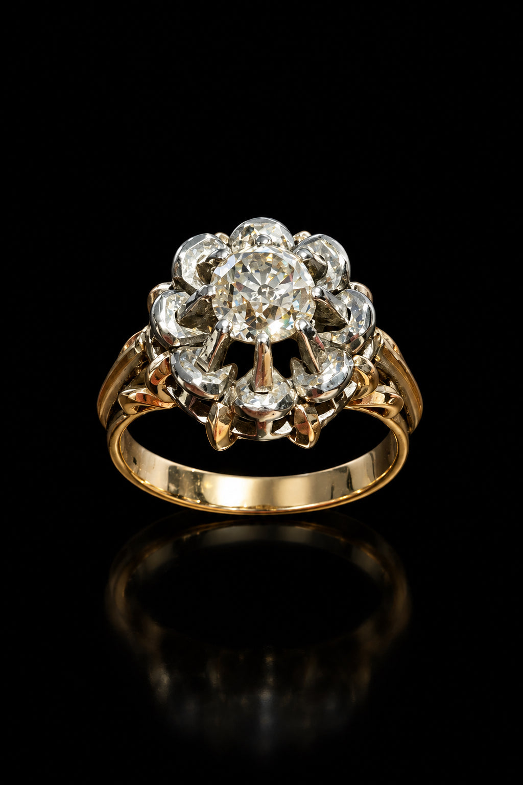 Anello vintage con diamante centrale a solitario