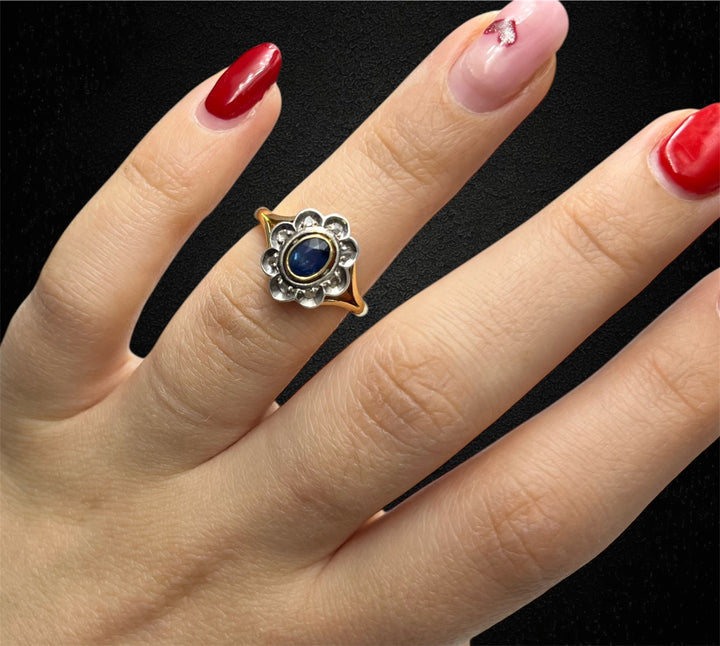 Anello a Margherita con Zaffiro, anni ‘30