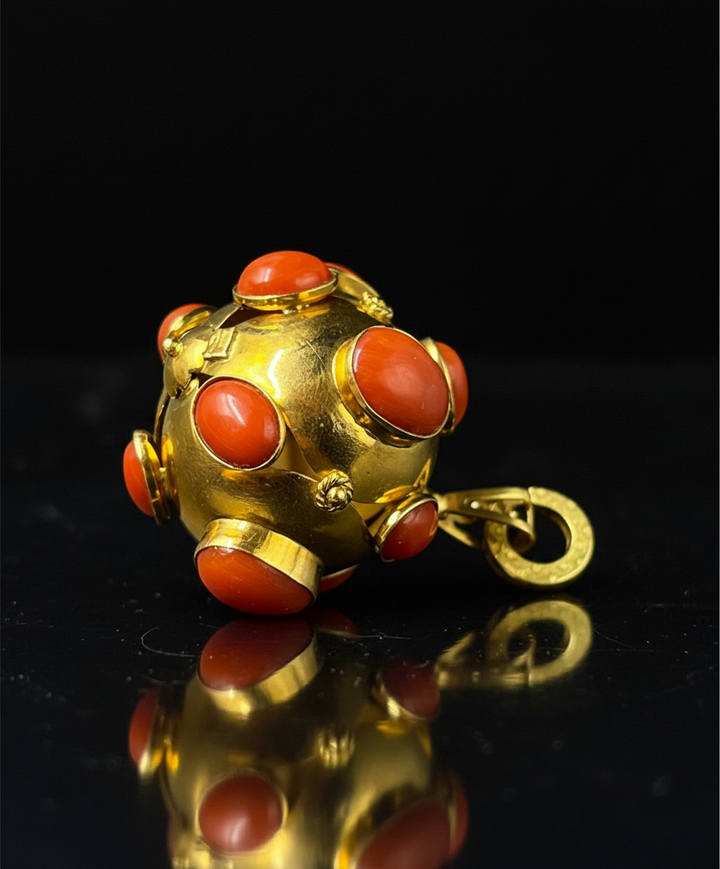 Ciondolo “Mina” con Corallo