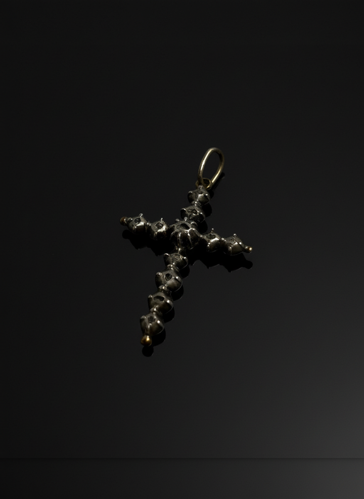 Croce di Stile Gotico con Diamanti a “Rosa”, XVIII secolo.