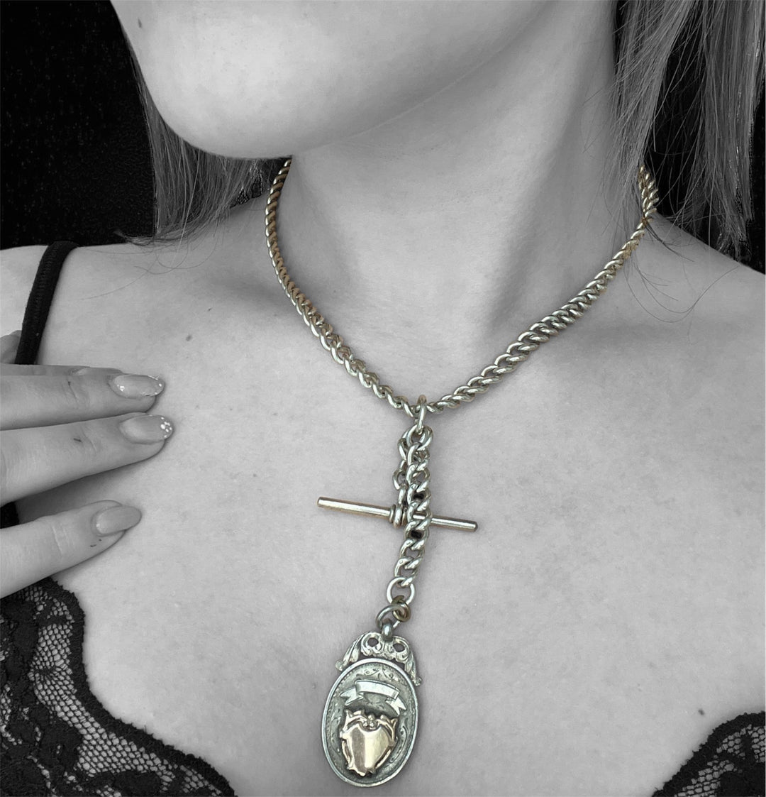 Catena inglese con pendente, XIX secolo