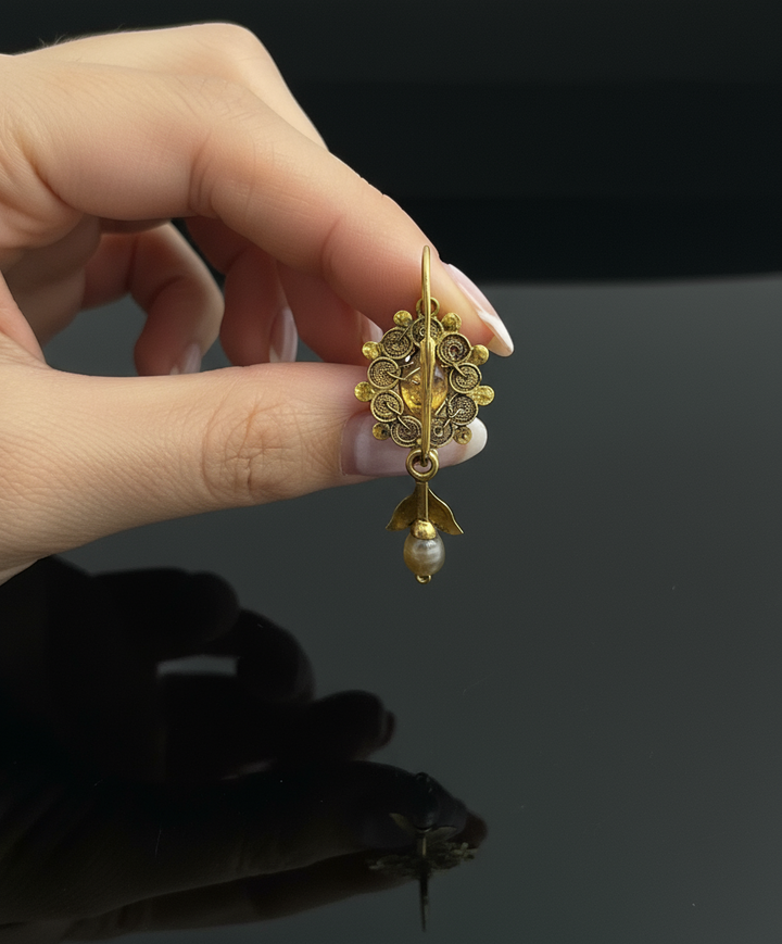 Orecchini dalmati con perle naturali, XIX secolo