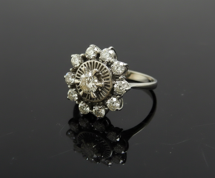 Anello in Oro Bianco con Diamanti, Periodo Littorio Italiano