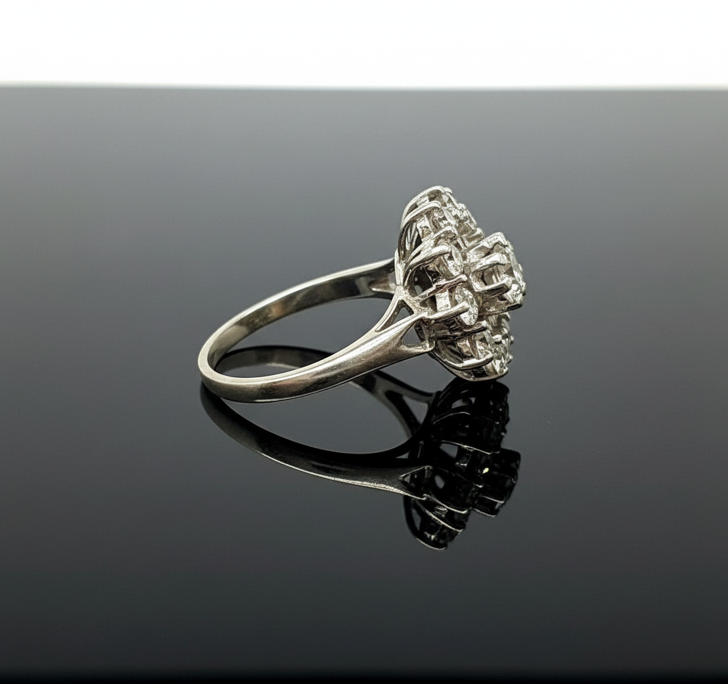 Anello in Oro Bianco con Diamanti, Periodo Littorio Italiano