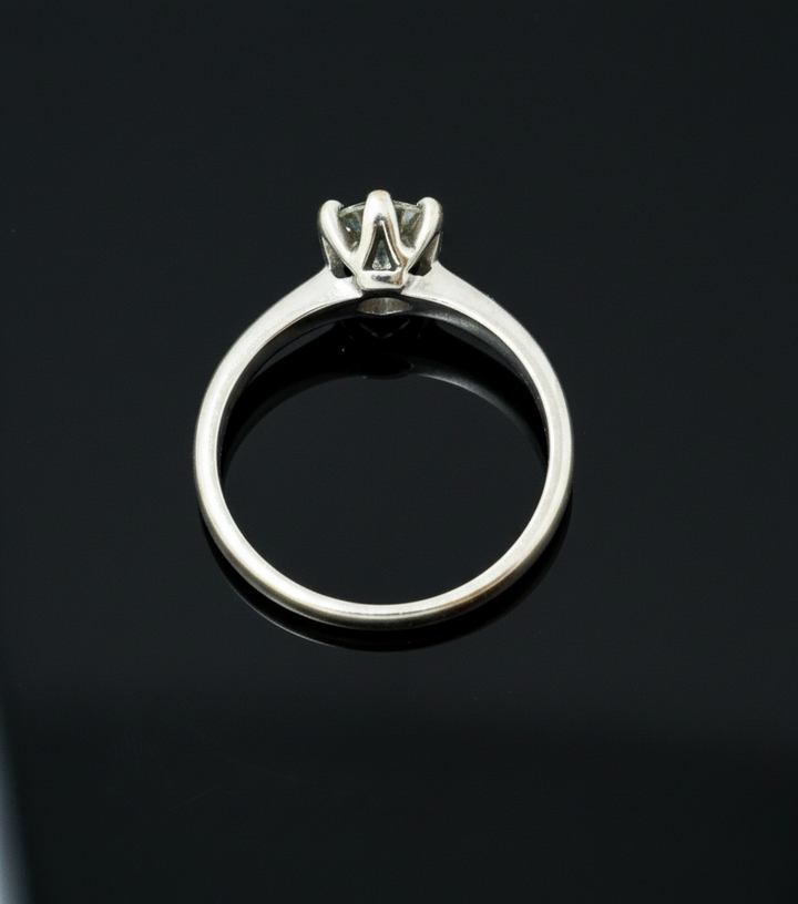 Solitario in Oro Bianco con Diamante da ct. 0,80