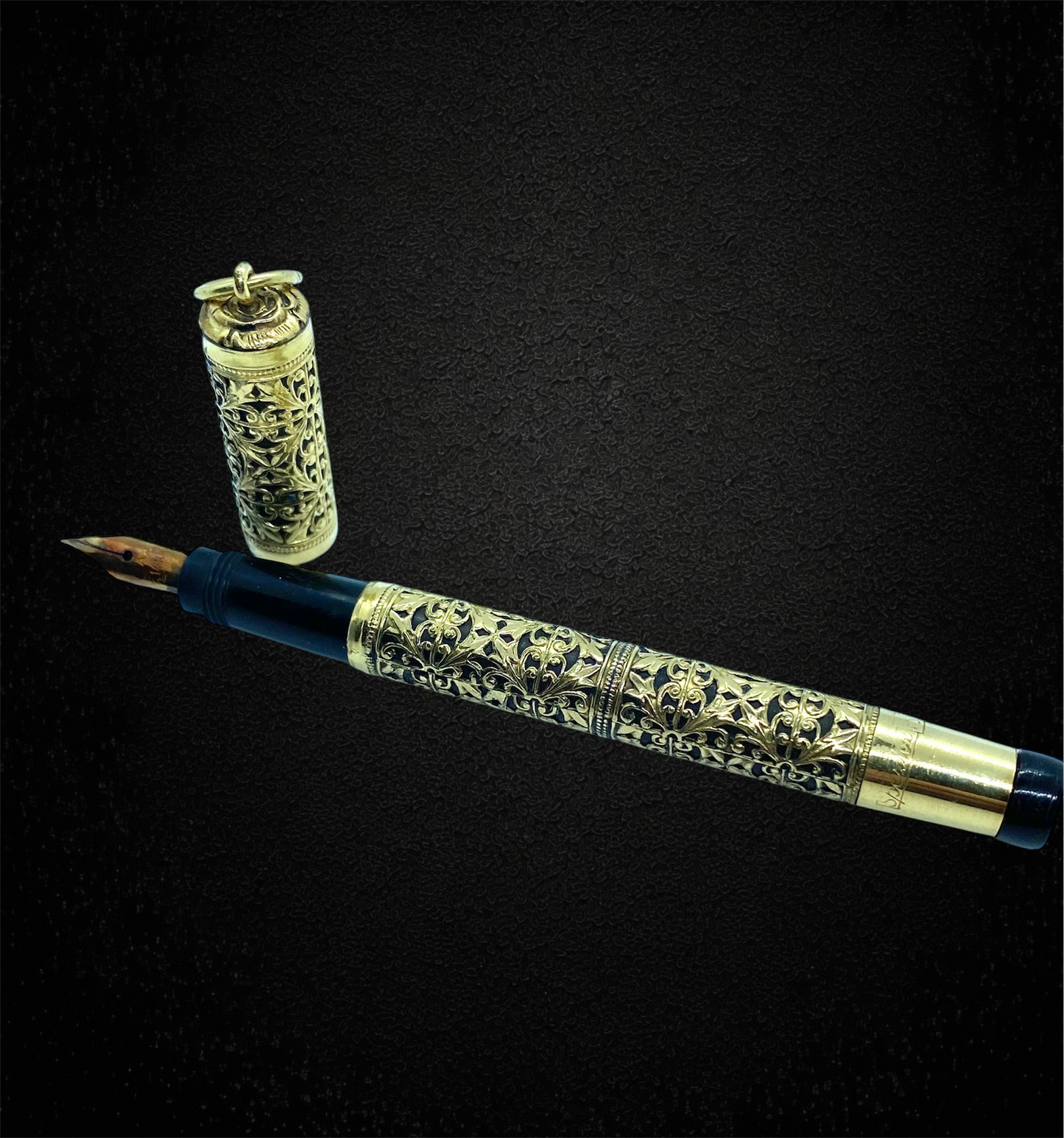 Special gold fountain pen