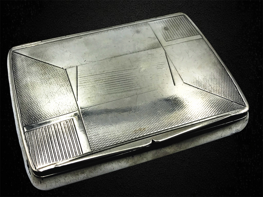 Cigarette case, about 1920