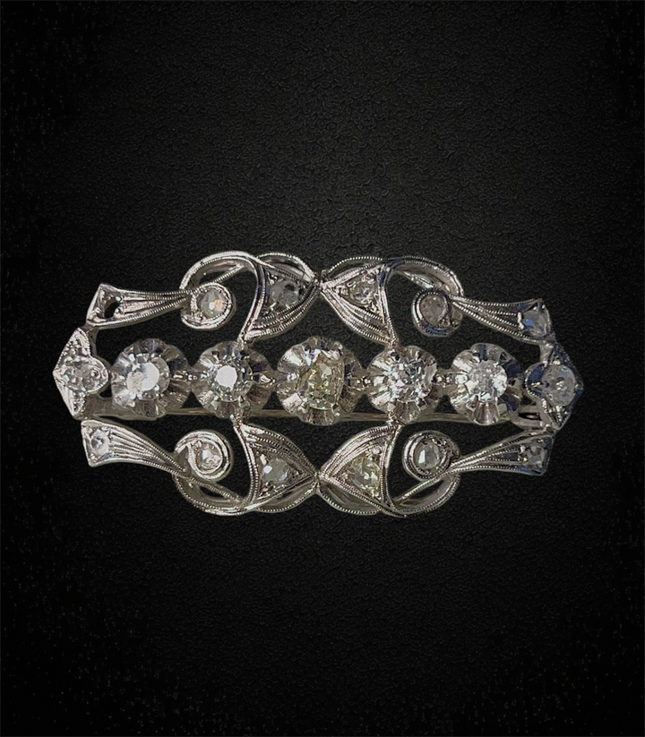 Spilla Novecentesca con Diamanti