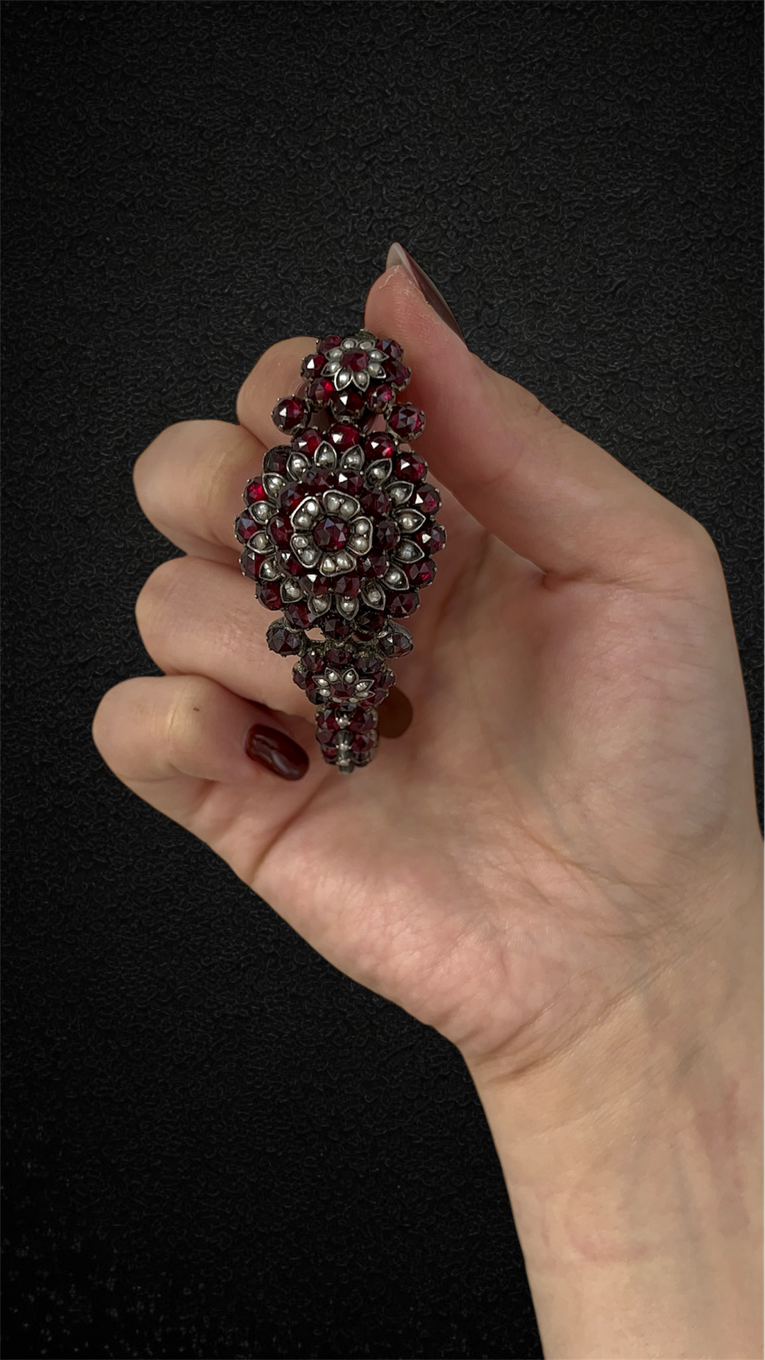 Bracciale Austroungarico con Granato Piropo