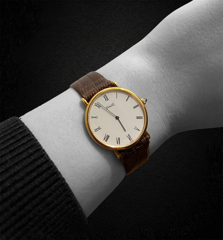 Piaget 18K zlato ohišje, mehanska, ref. 9025