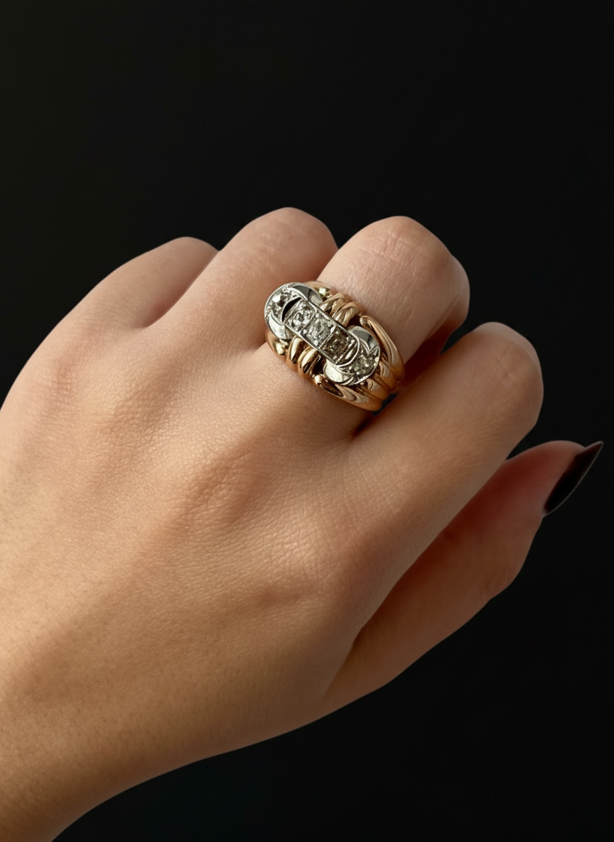 Anello a Fascia con Diamanti in Stile Art Déco