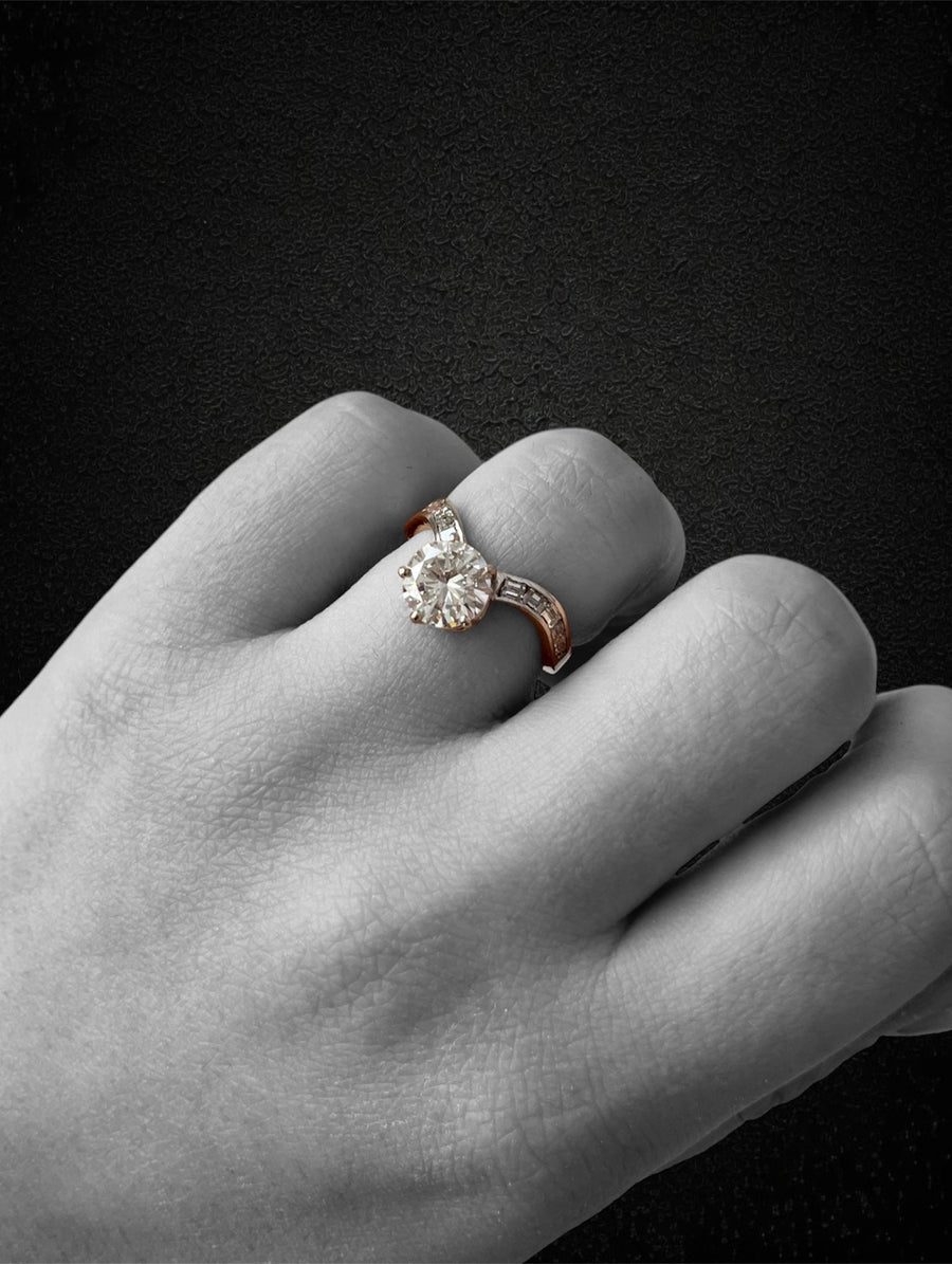 Anello con solitario 1.73 ct