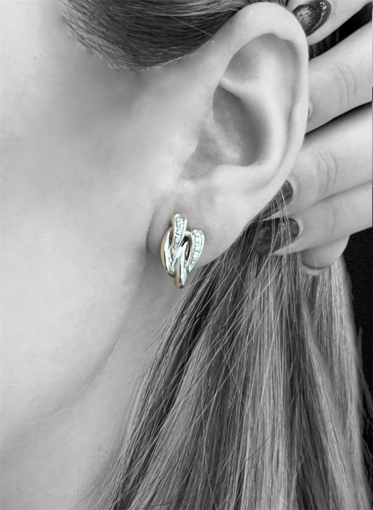 White gold diamond earrings