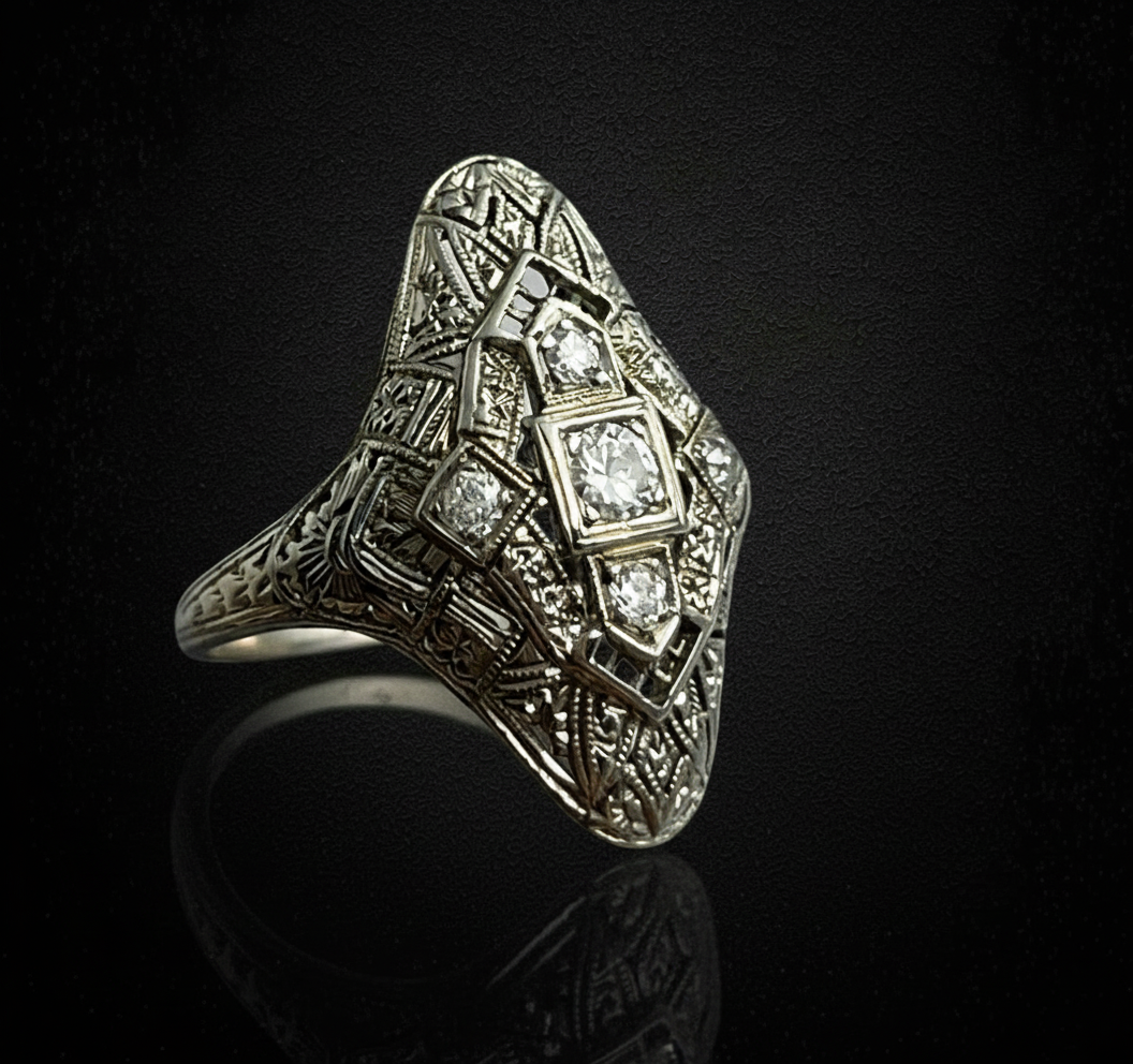 Raro Anello Francese Art Nouveau