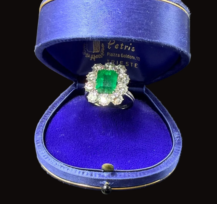 Anello "Margherita" con Smeraldo Colombiano e Diamanti