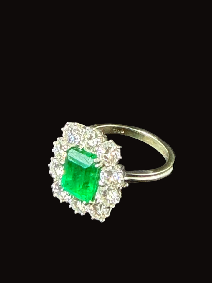 Anello "Margherita" con Smeraldo Colombiano e Diamanti